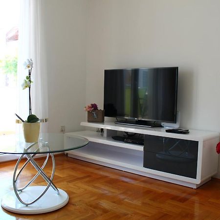 Apartman Dominik Τρογκίρ Εξωτερικό φωτογραφία