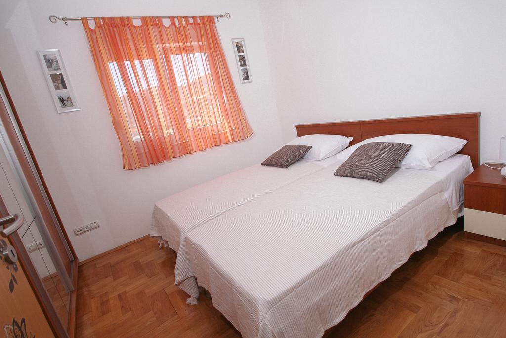 Apartman Dominik Τρογκίρ Εξωτερικό φωτογραφία