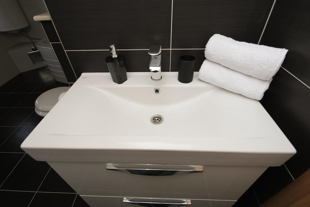 Apartman Dominik Τρογκίρ Εξωτερικό φωτογραφία